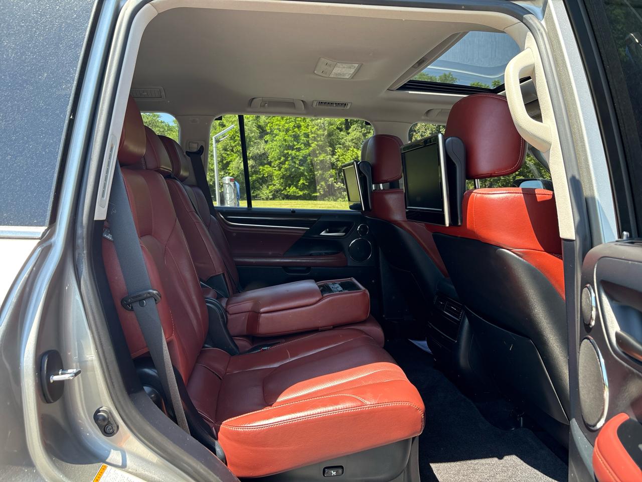 Lexus LX 570 Sport Utility 2017