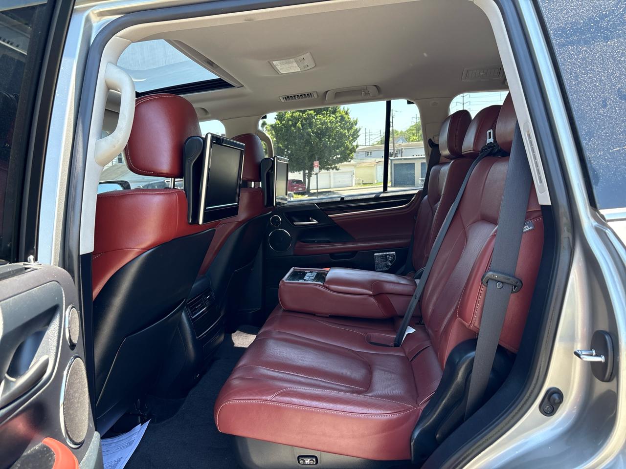 Lexus LX 570 Sport Utility 2017
