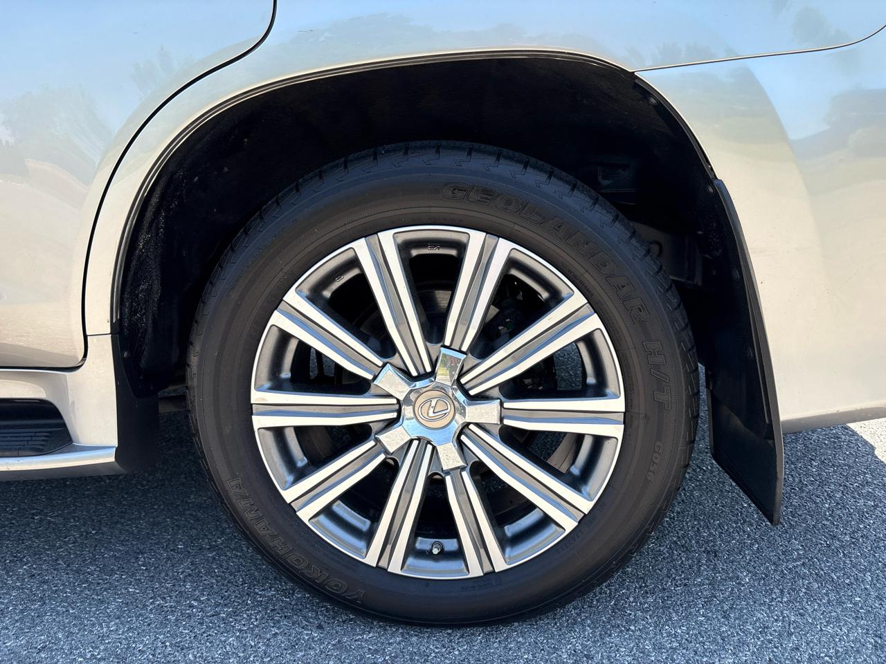 Lexus LX 570 Sport Utility 2017