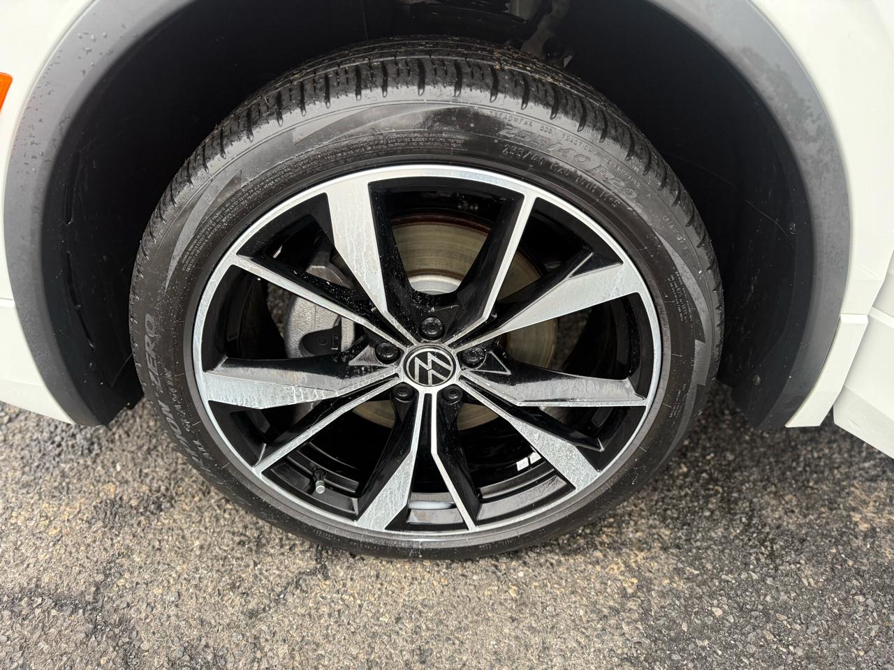 Volkswagen Tiguan SEL R-Line 4MOTION 2023