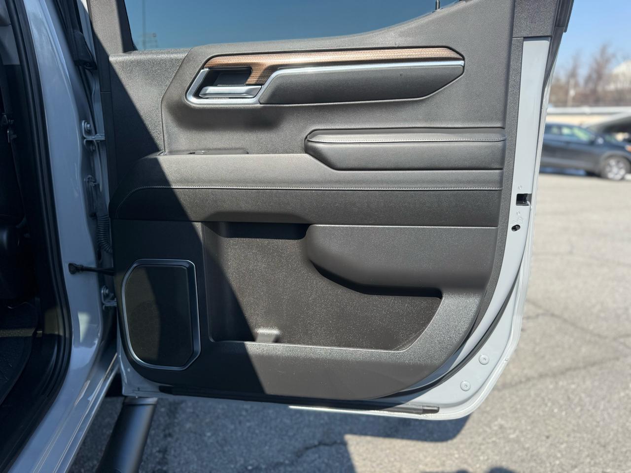 Chevrolet Silverado 1500 RST Crew Cab 4WD 2024