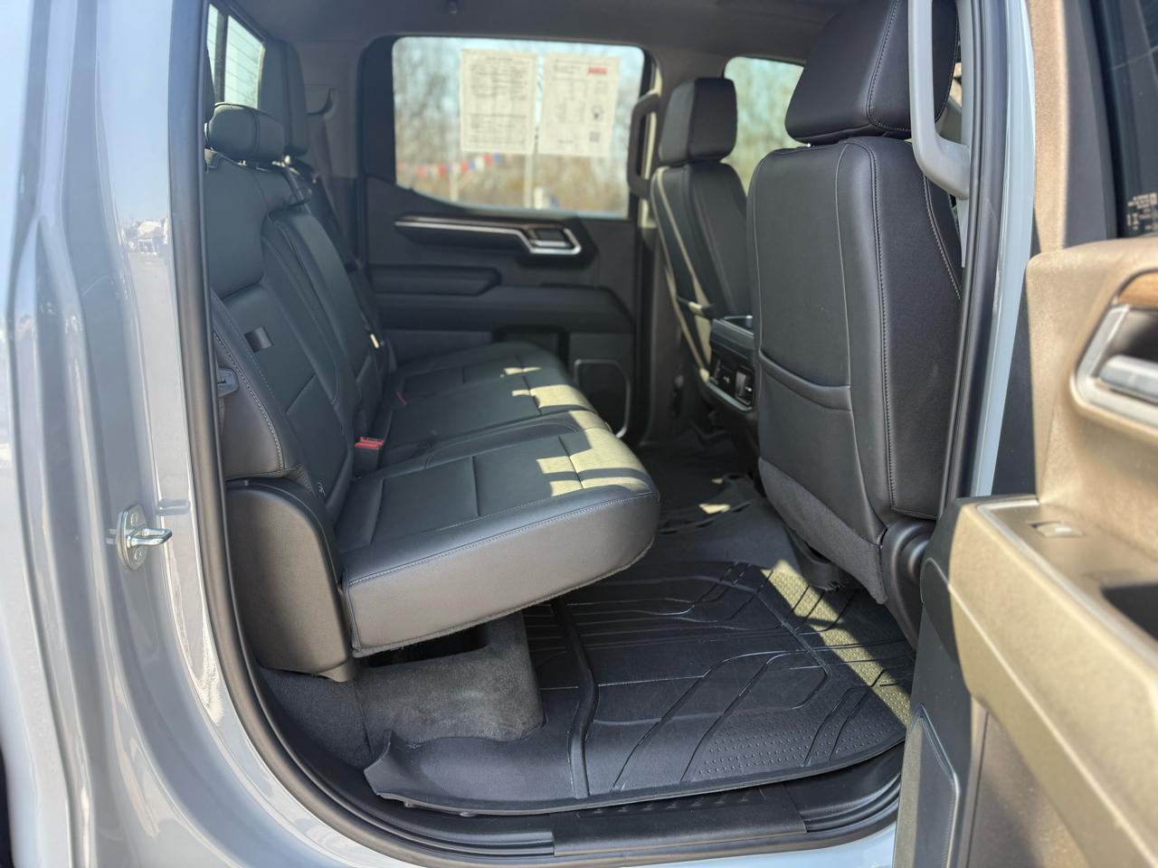 Chevrolet Silverado 1500 RST Crew Cab 4WD 2024