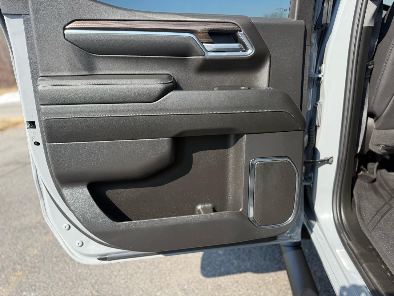 Chevrolet Silverado 1500 RST Crew Cab 4WD 2024