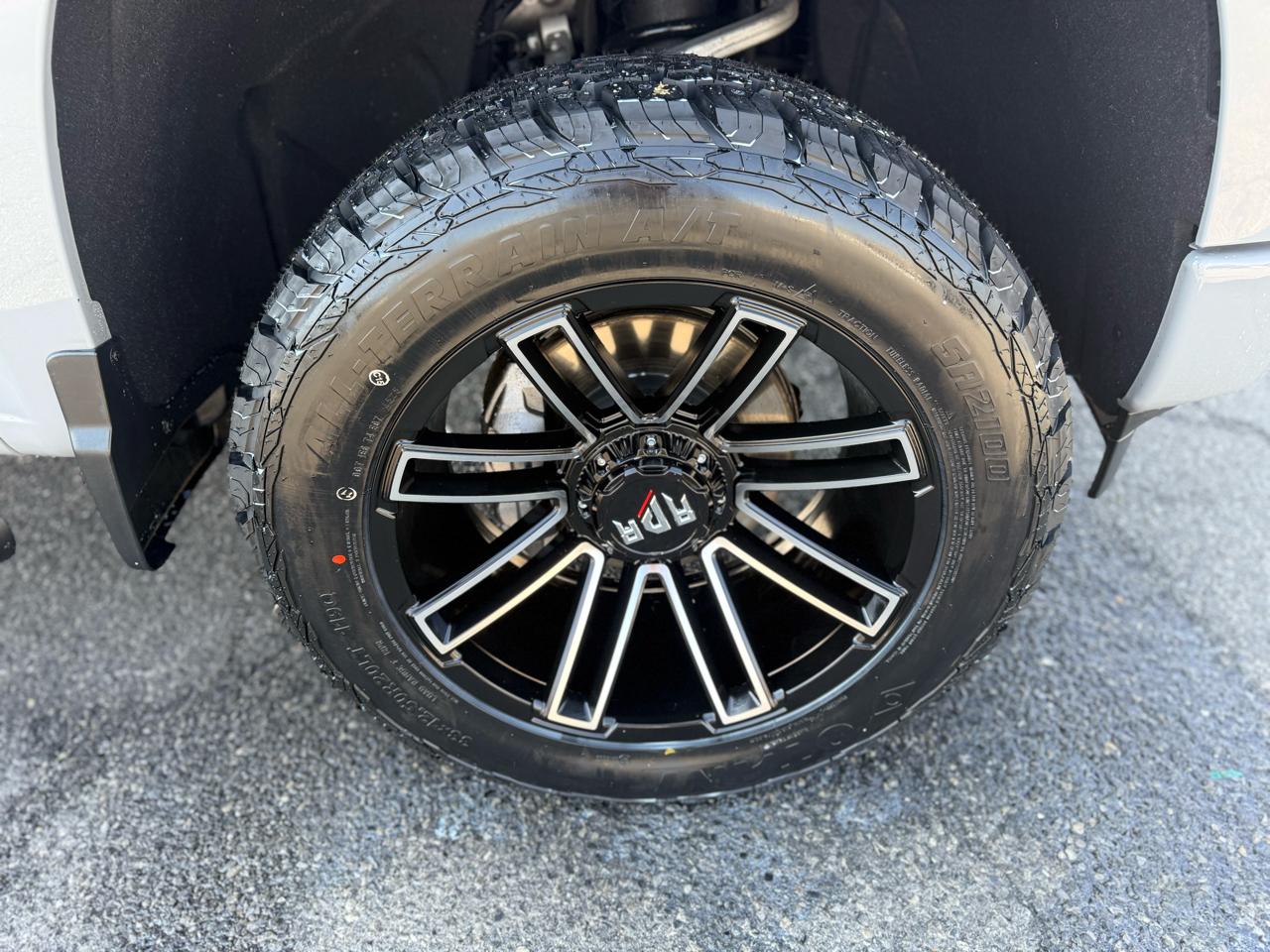 Chevrolet Silverado 1500 RST Crew Cab 4WD 2024