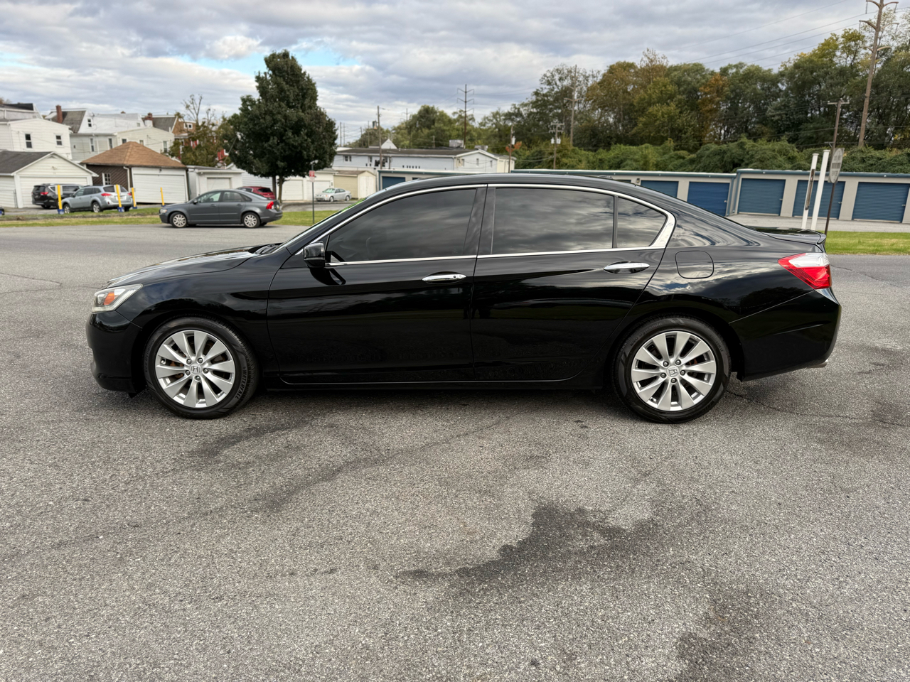 Honda Accord Touring V6 Sedan 2013 Honda Accord Touring V6 Sedan 2013