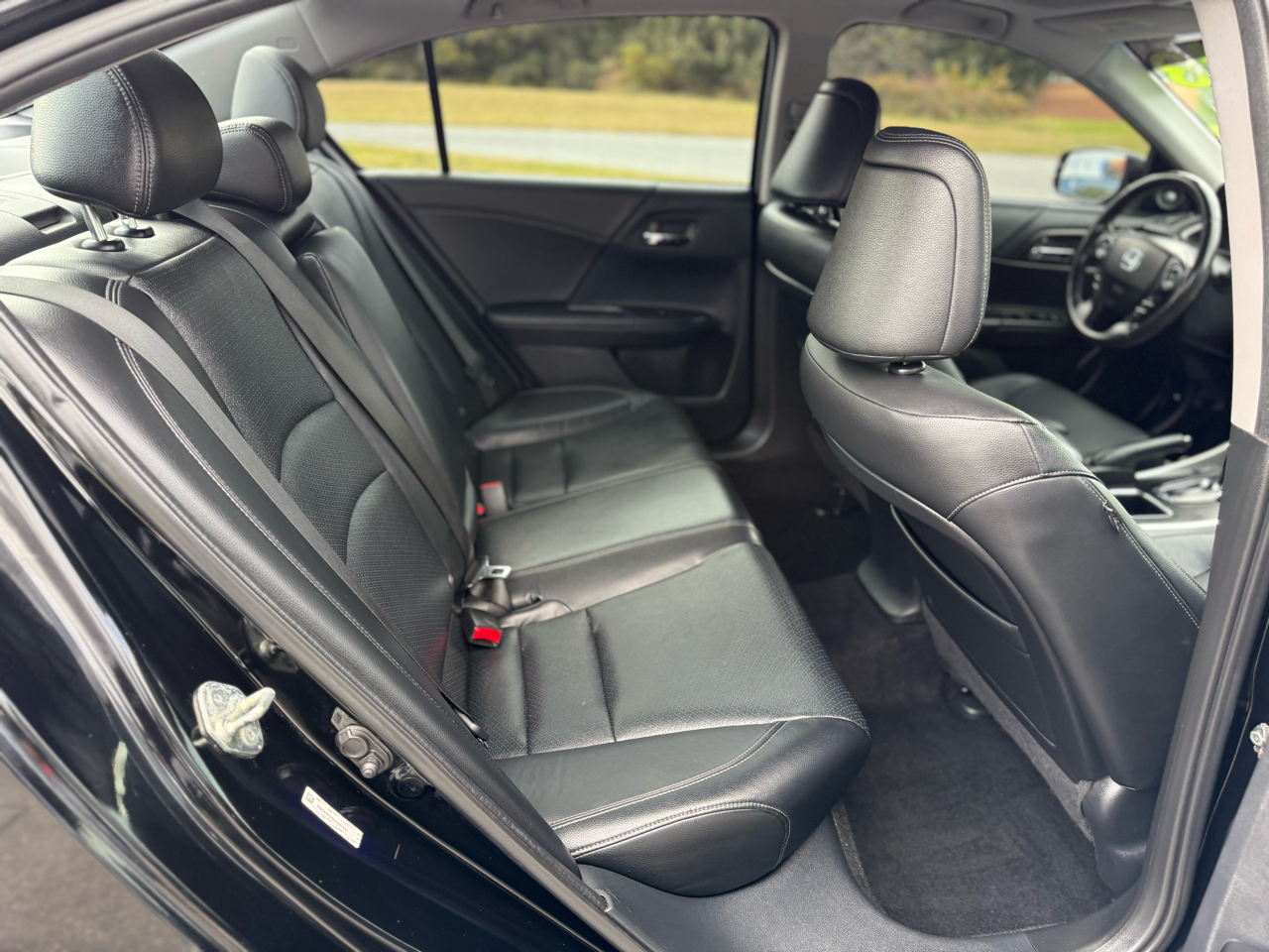 Honda Accord Touring V6 Sedan 2013 Honda Accord Touring V6 Sedan 2013