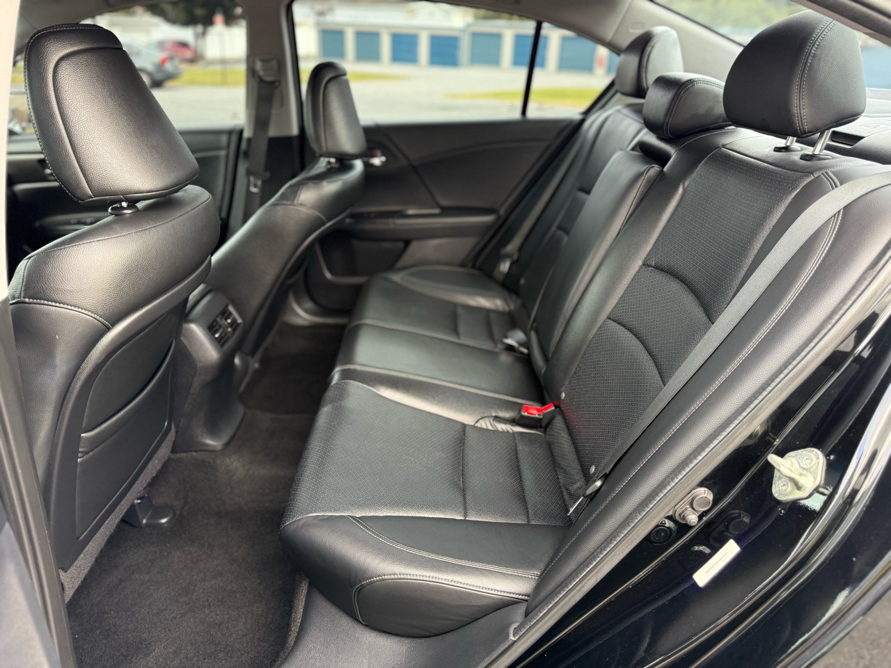 Honda Accord Touring V6 Sedan 2013 Honda Accord Touring V6 Sedan 2013
