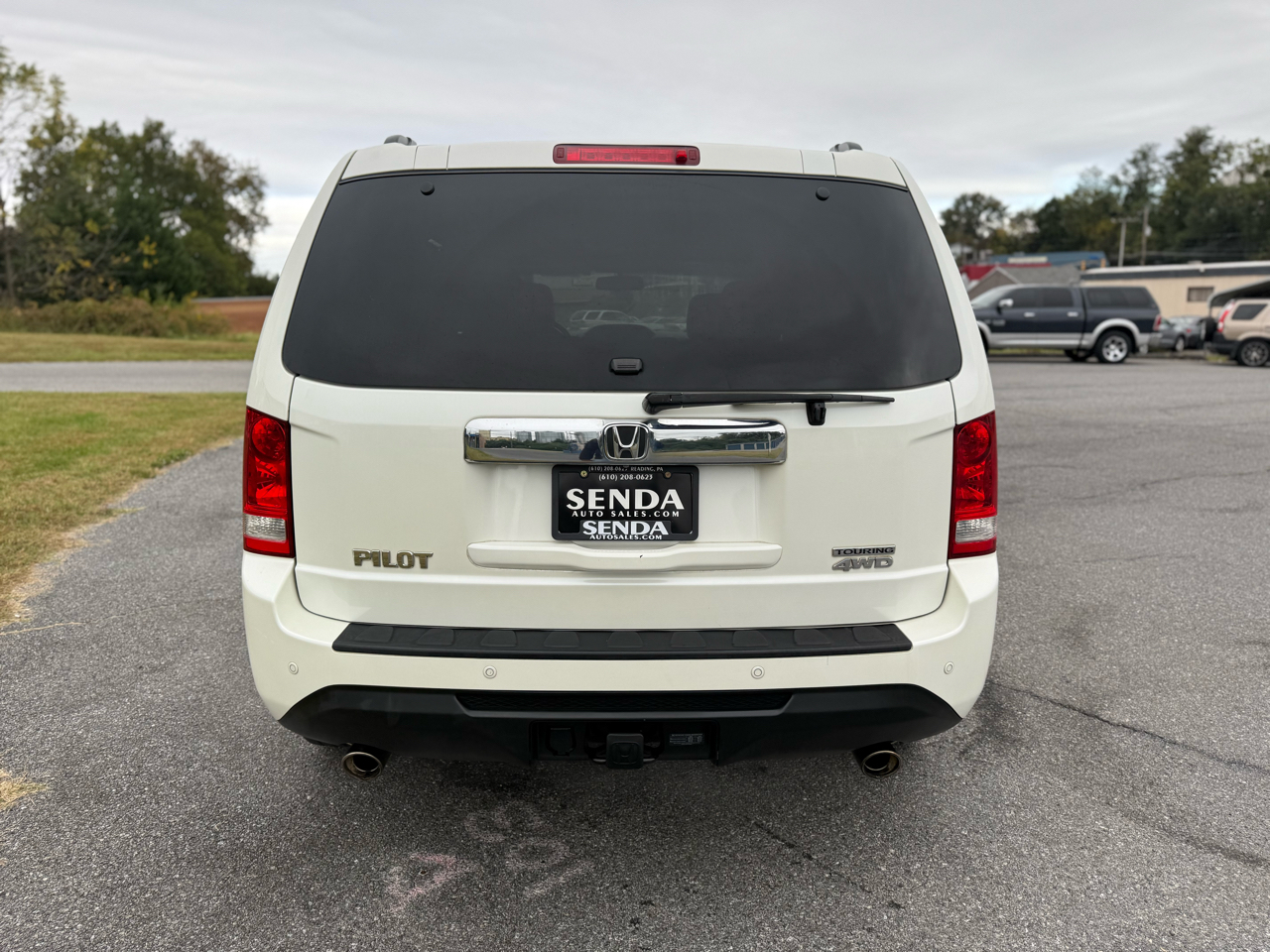 Honda Pilot Touring 4WD 5-Spd AT with DVD 2015 Honda Pilot Touring 4WD 5-Spd AT with DVD 2015