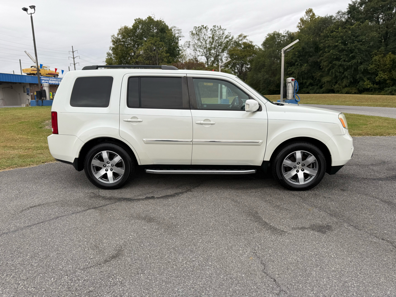 Honda Pilot Touring 4WD 5-Spd AT with DVD 2015 Honda Pilot Touring 4WD 5-Spd AT with DVD 2015