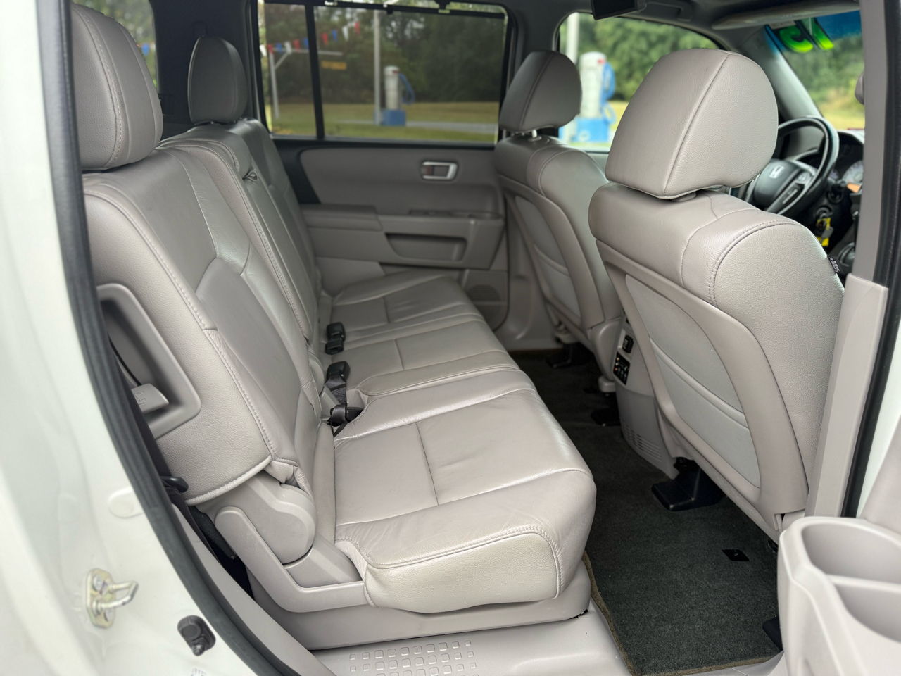 Honda Pilot Touring 4WD 5-Spd AT with DVD 2015 Honda Pilot Touring 4WD 5-Spd AT with DVD 2015