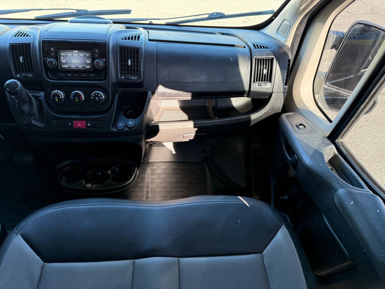 RAM Promaster 2500 High Roof Tradesman 159-in. WB 2019 RAM Promaster 2500 High Roof Tradesman 159-in. WB 2019