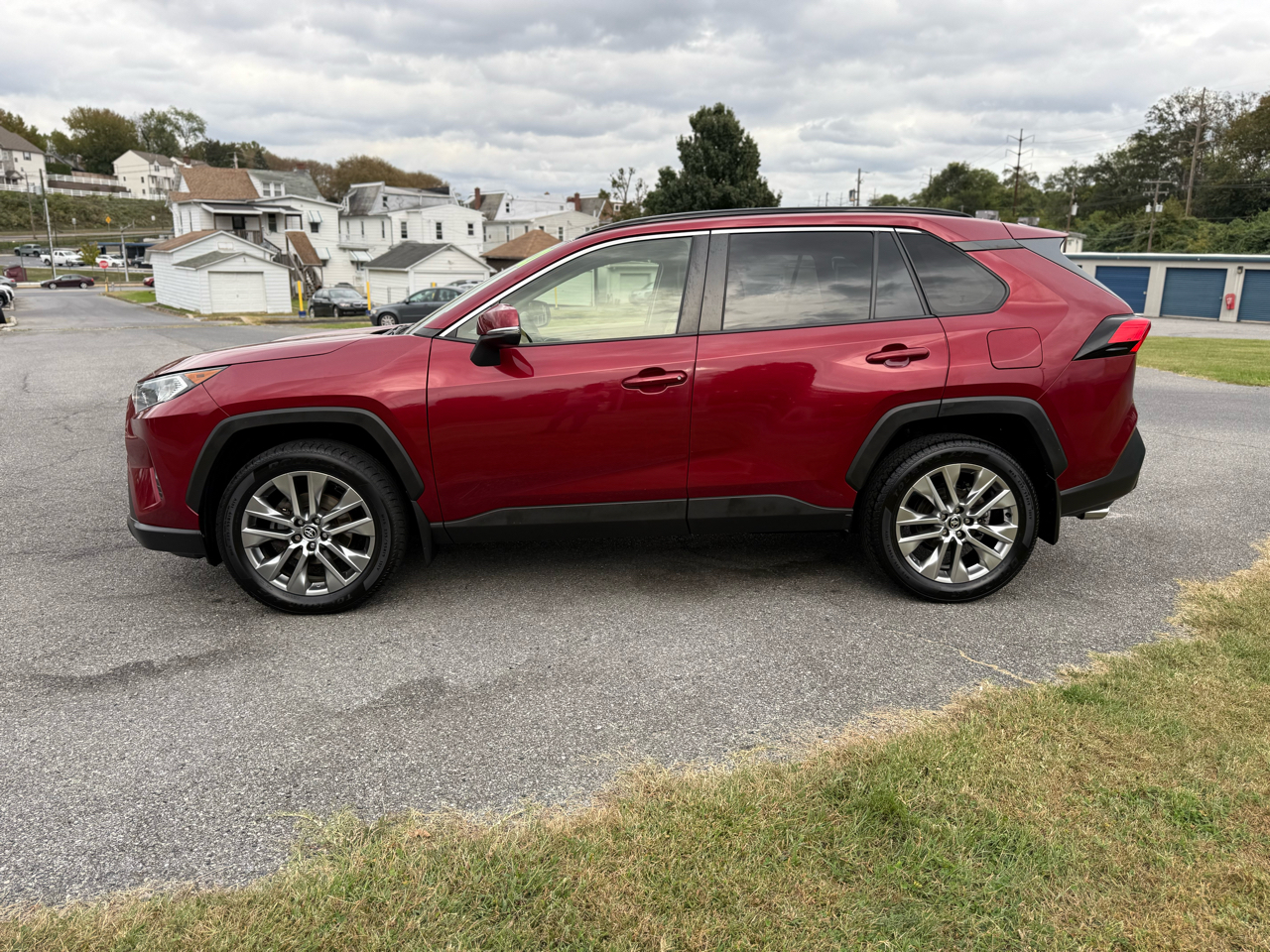 Toyota RAV4 XLE Premium AWD 2021 Toyota RAV4 XLE Premium AWD 2021