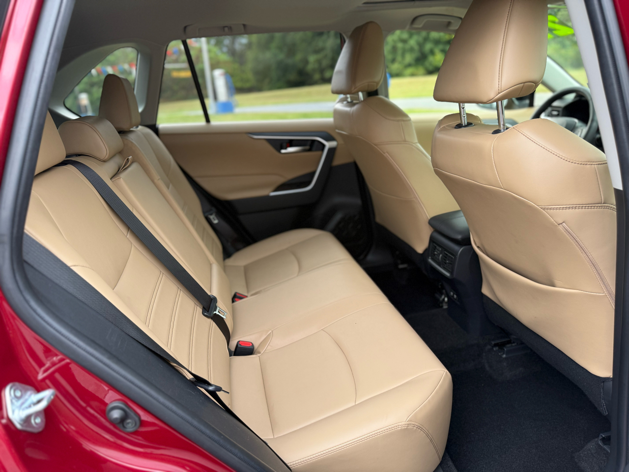 Toyota RAV4 XLE Premium AWD 2021 Toyota RAV4 XLE Premium AWD 2021