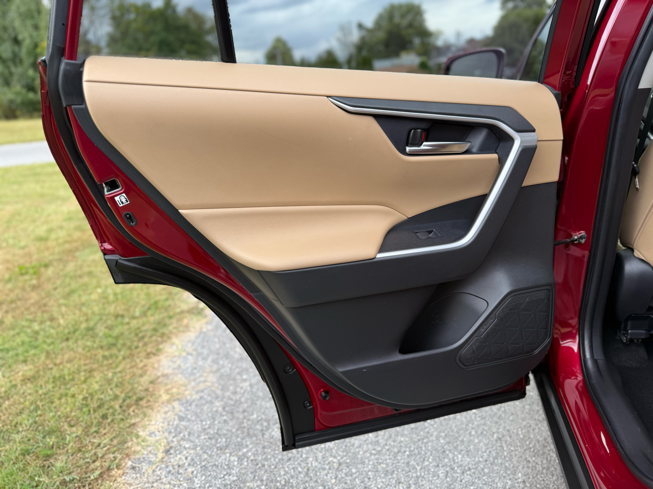 Toyota RAV4 XLE Premium AWD 2021 Toyota RAV4 XLE Premium AWD 2021