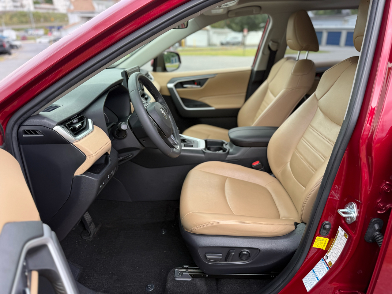 Toyota RAV4 XLE Premium AWD 2021 Toyota RAV4 XLE Premium AWD 2021