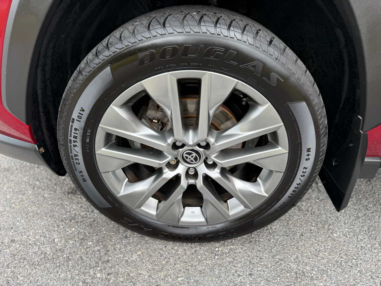 Toyota RAV4 XLE Premium AWD 2021 Toyota RAV4 XLE Premium AWD 2021