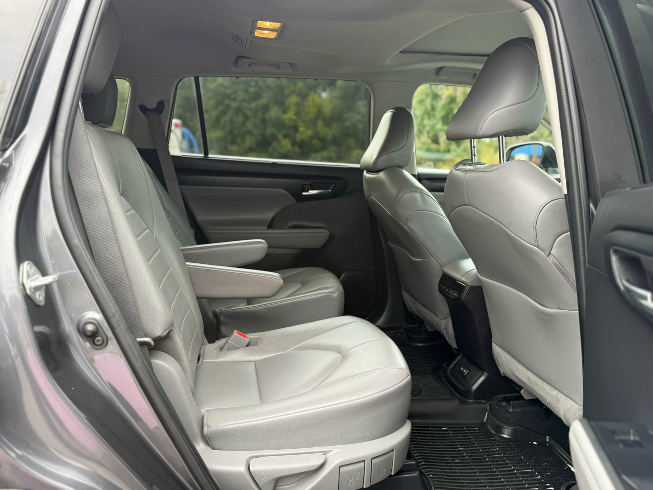 Toyota Highlander XLE AWD V6 2022 Toyota Highlander XLE AWD V6 2022