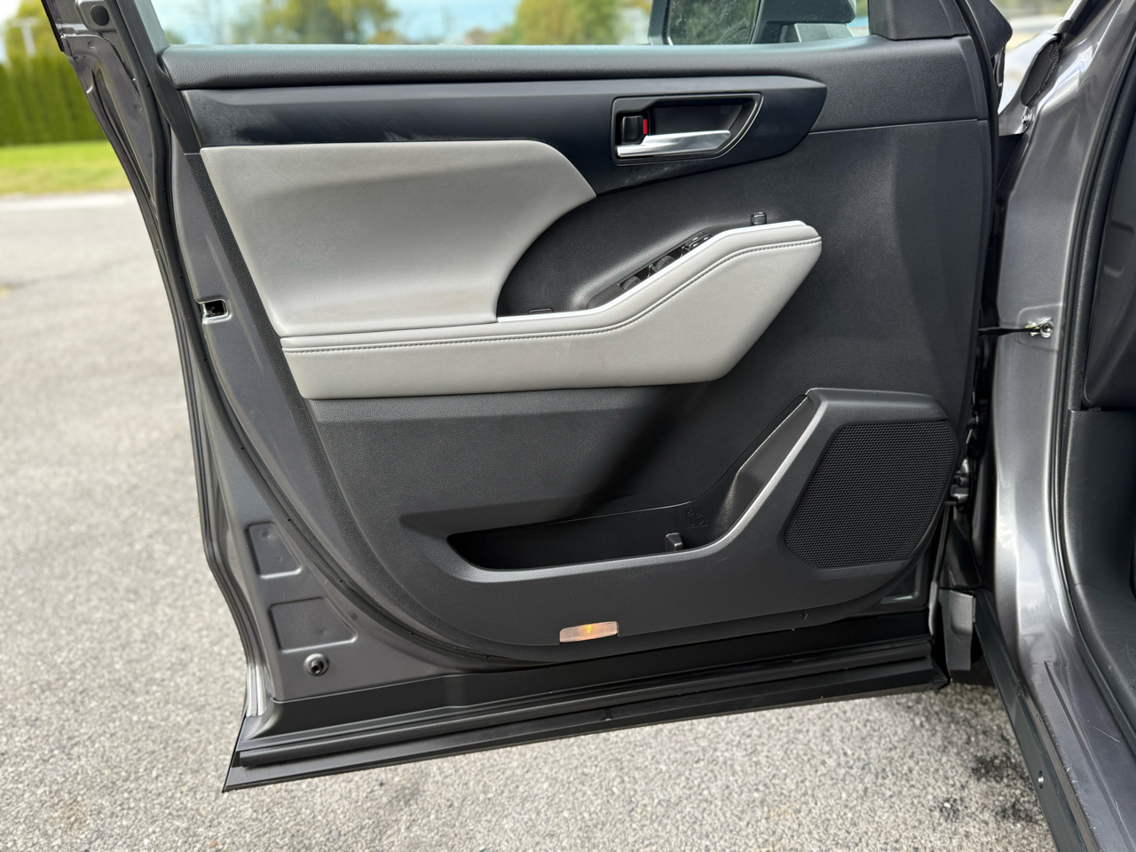 Toyota Highlander XLE AWD V6 2022 Toyota Highlander XLE AWD V6 2022