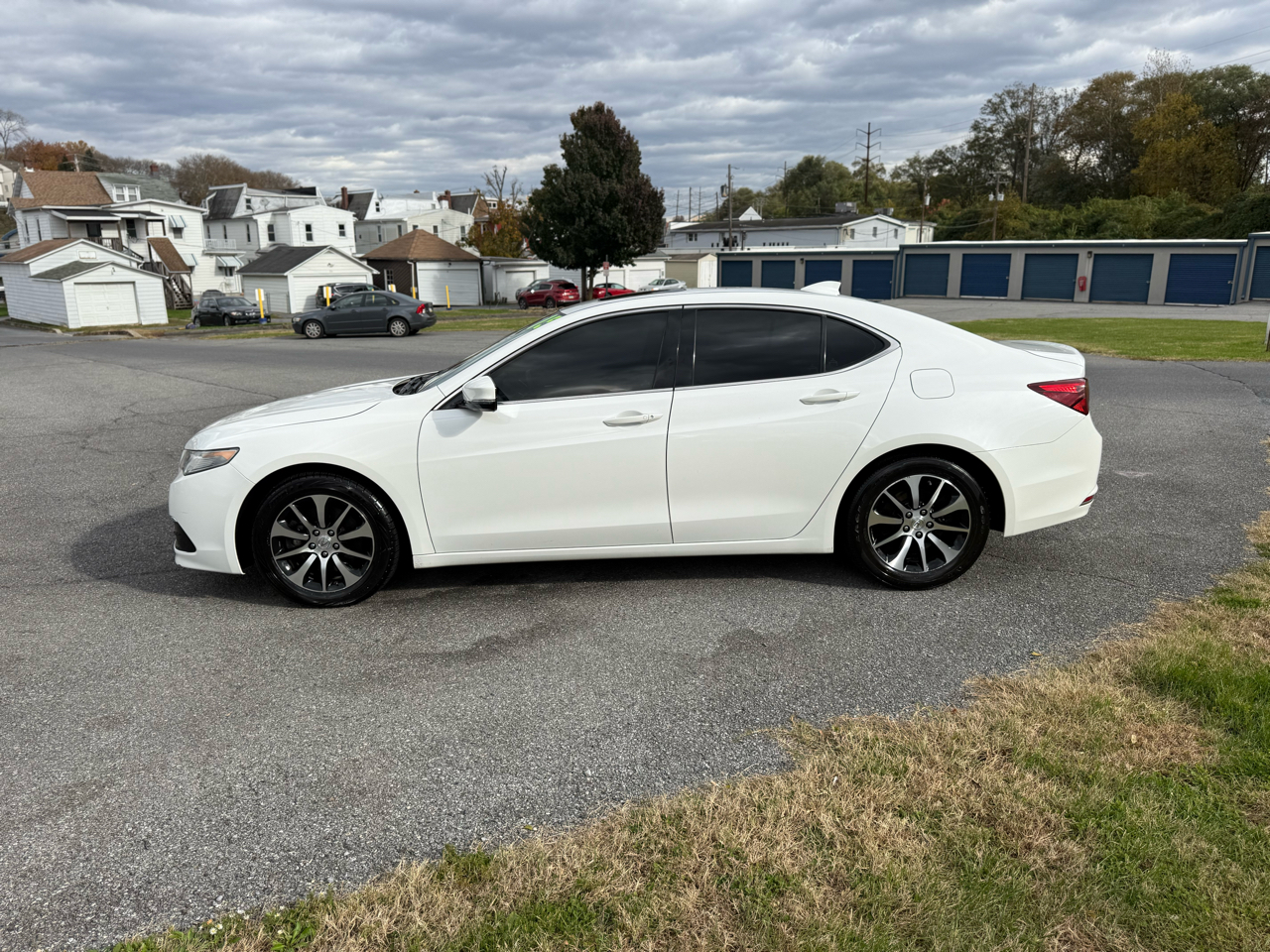 2015 Acura TLX Base photo 2