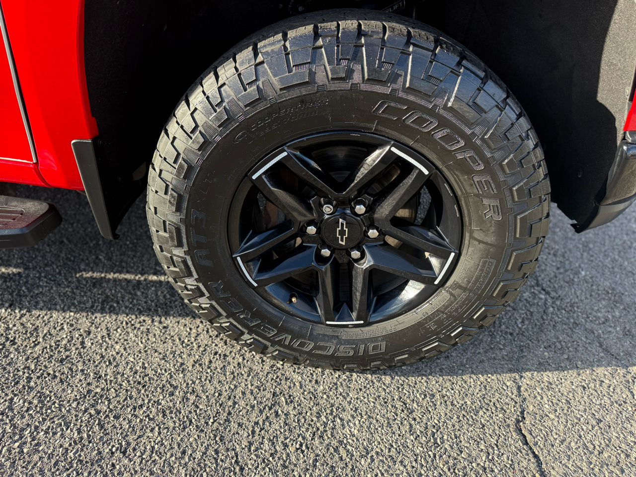 Chevrolet Silverado 1500 Custom Trail Boss Crew Cab Long Box 4WD 2019