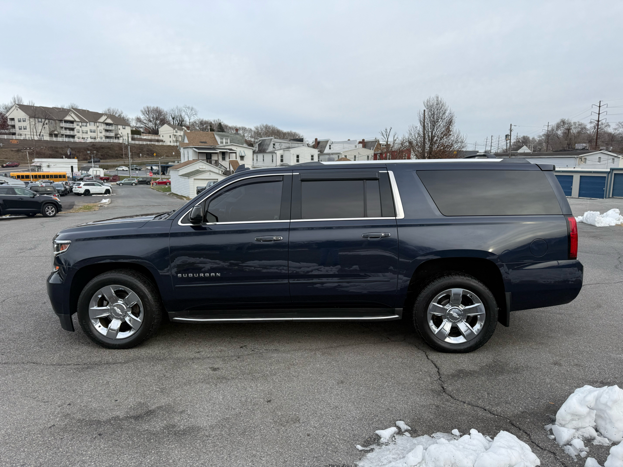 Chevrolet Suburban Premier 4WD 2017