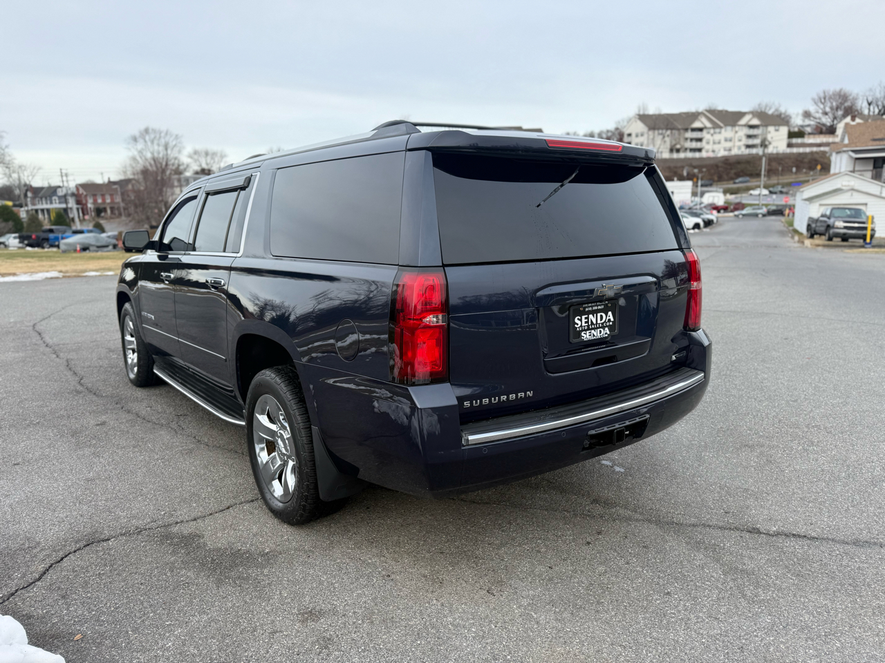 Chevrolet Suburban Premier 4WD 2017