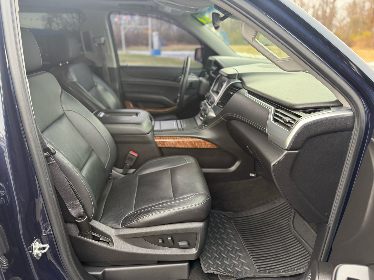 Chevrolet Suburban Premier 4WD 2017