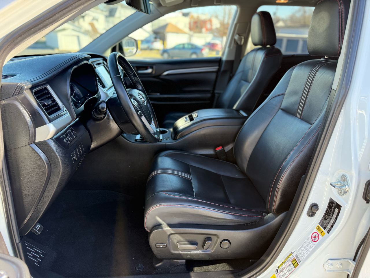 Toyota Highlander SE AWD V6 2019