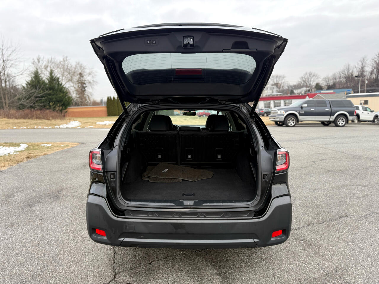 Subaru Outback Onyx Edition 2023