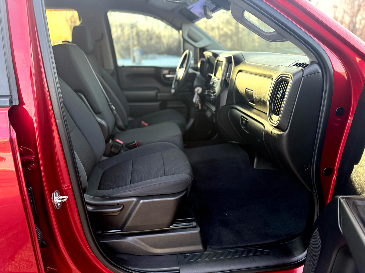 Chevrolet Silverado 1500 Custom Trail Boss Crew Cab Long Box 4WD 2019