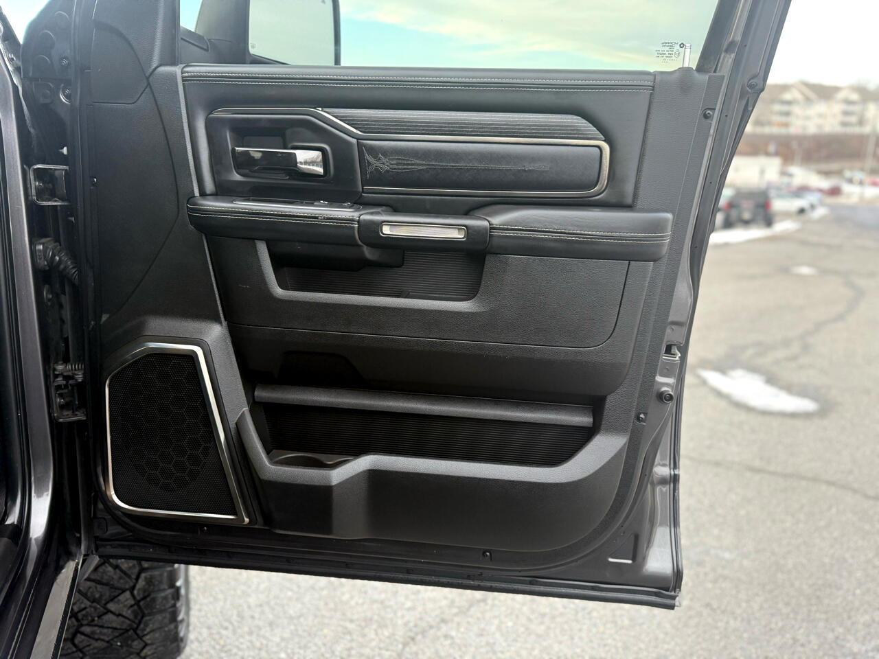 RAM 2500 Limited Crew Cab SWB 4WD 2023