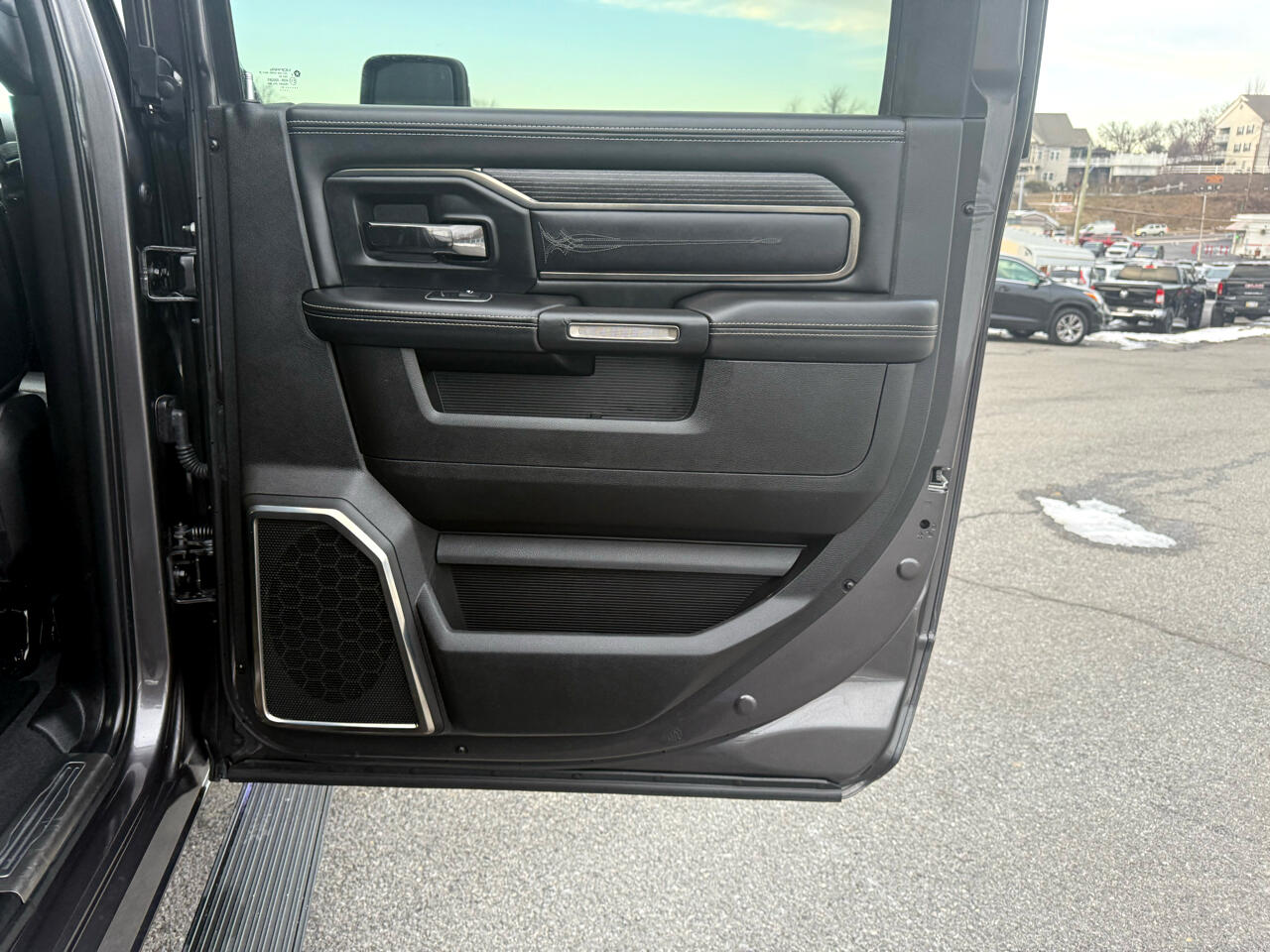 RAM 2500 Limited Crew Cab SWB 4WD 2023