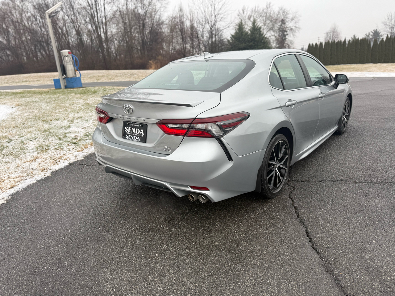 Toyota Camry SE AWD 2022