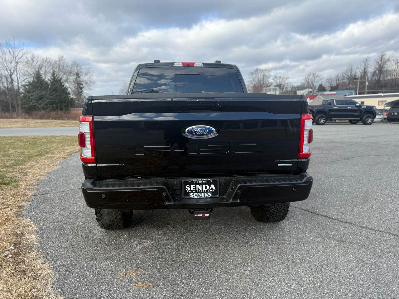 Ford F-150 SuperCrew 150" Lariat 4WD 2022