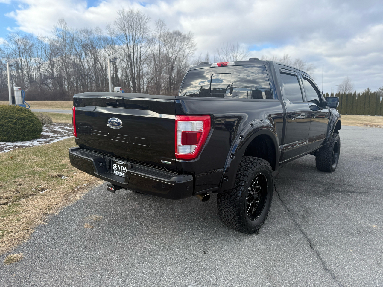 Ford F-150 SuperCrew 150" Lariat 4WD 2022