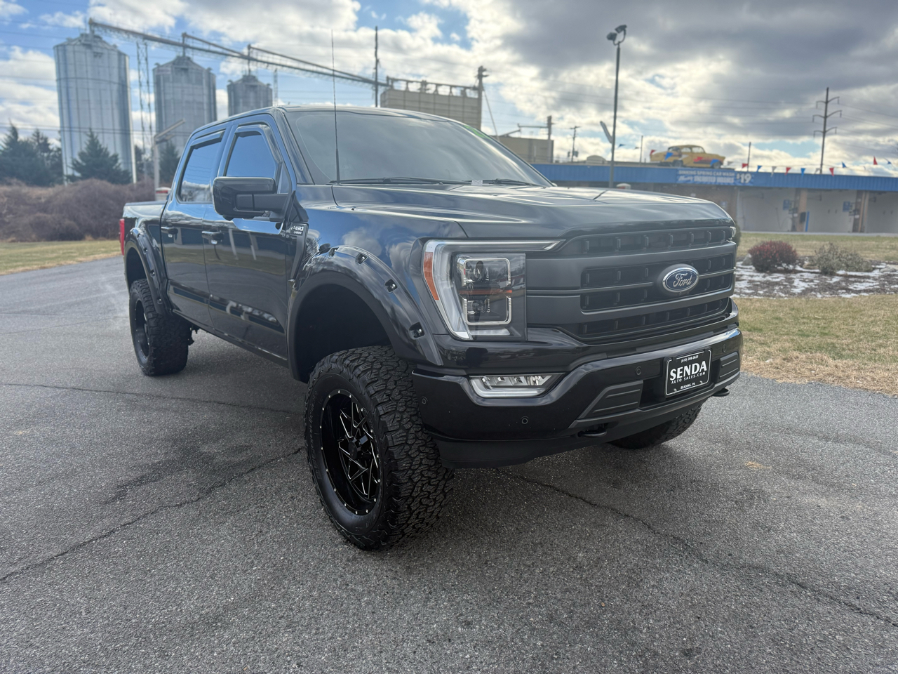 Ford F-150 SuperCrew 150" Lariat 4WD 2022