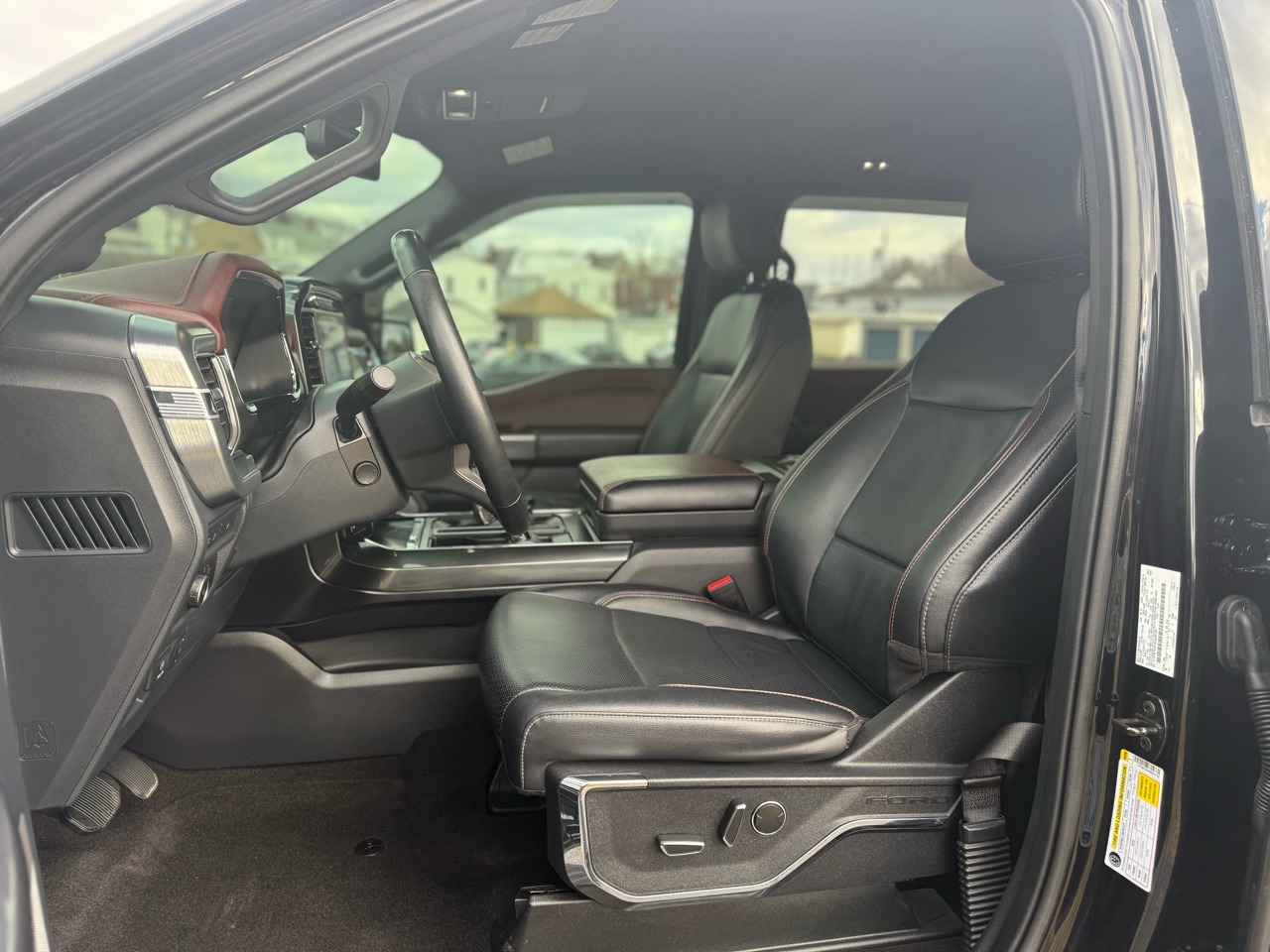 Ford F-150 SuperCrew 150" Lariat 4WD 2022