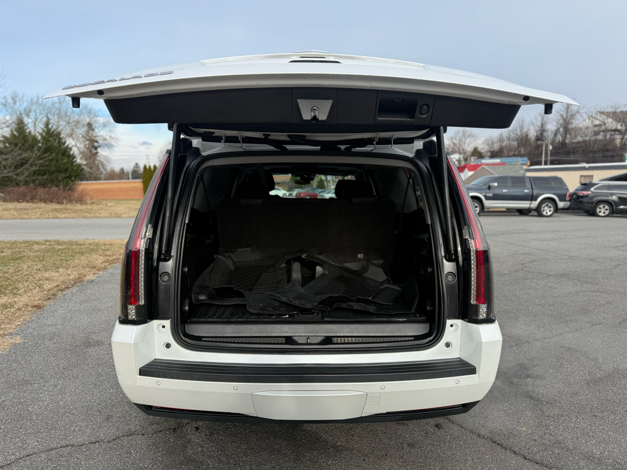 Cadillac Escalade ESV Luxury 4WD 2020