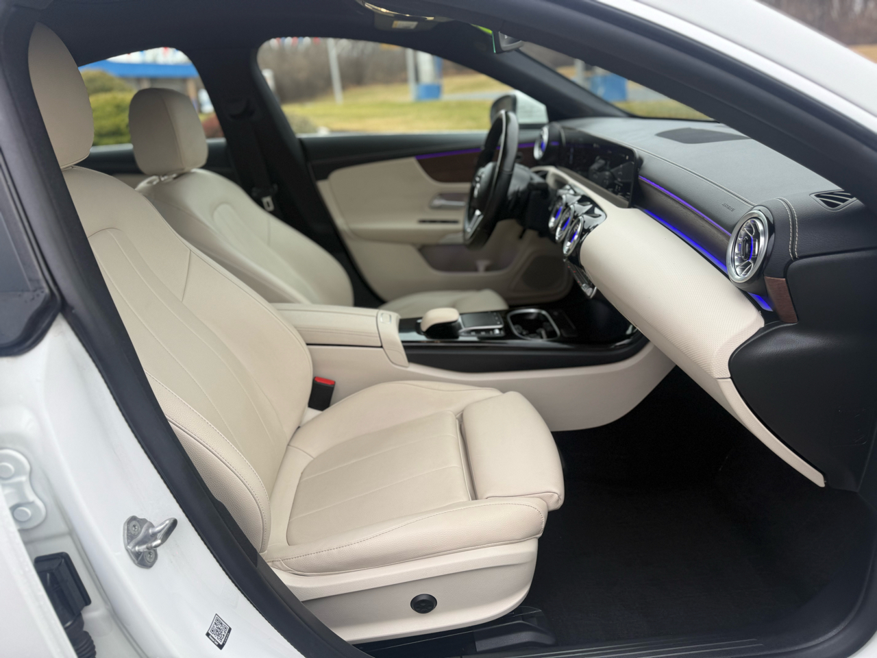 Mercedes-Benz CLA-Class CLA250 4MATIC 2023