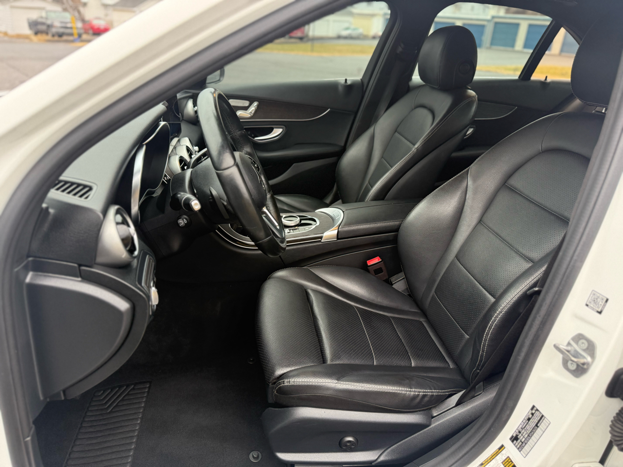 Mercedes-Benz C-Class C300 4MATIC Sedan 2020