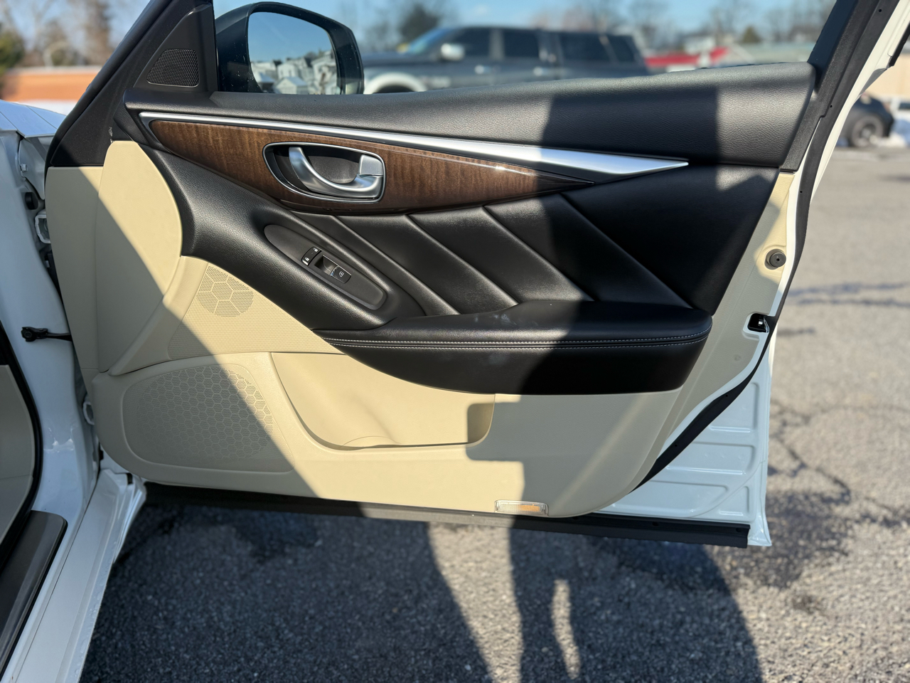 Infiniti Q50 3.0t LUXE AWD 2019