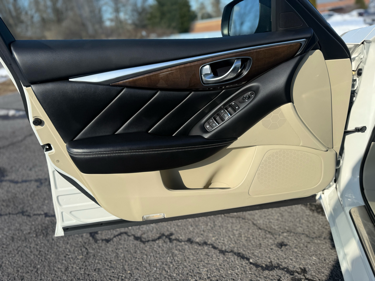 Infiniti Q50 3.0t LUXE AWD 2019