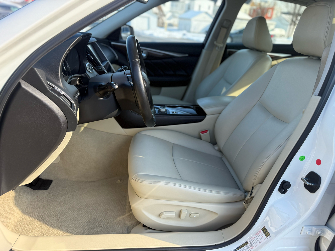 Infiniti Q50 3.0t LUXE AWD 2019