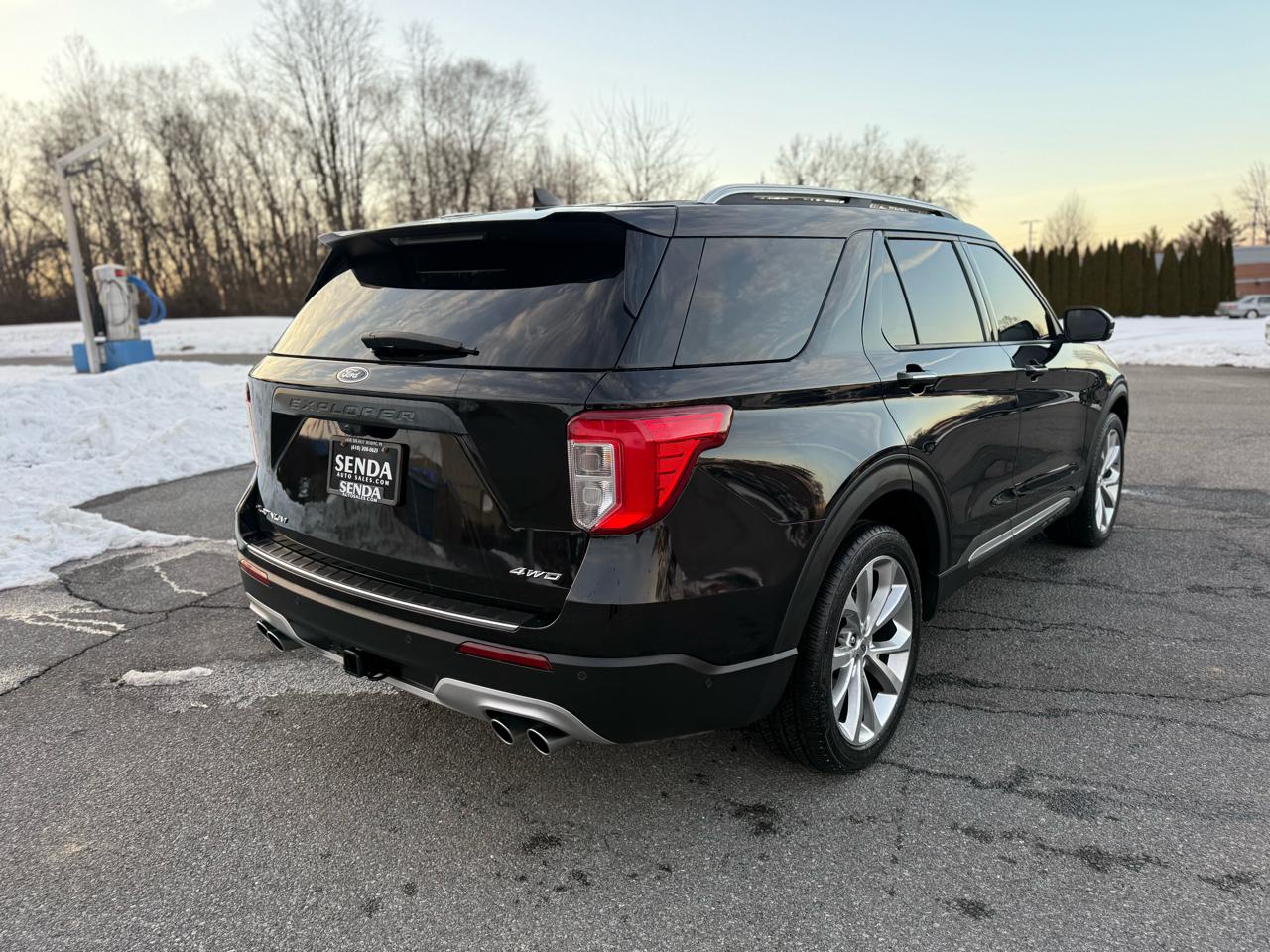 Ford Explorer Platinum AWD 2021