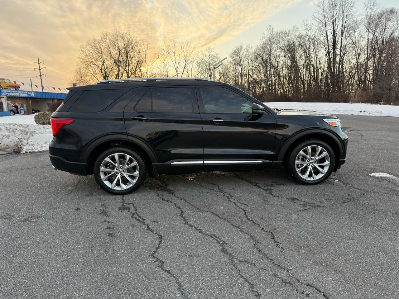 Ford Explorer Platinum AWD 2021