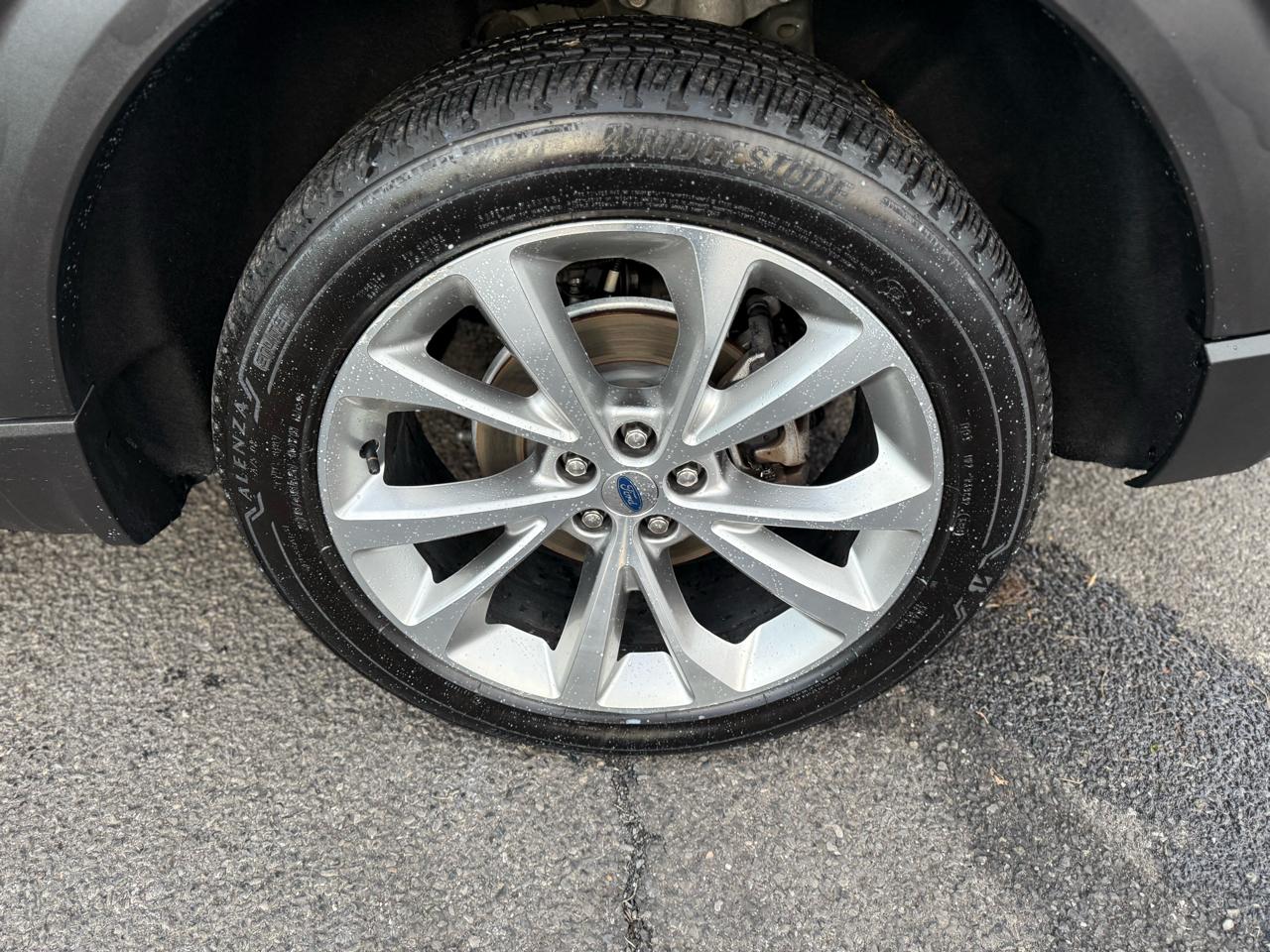 Ford Explorer Platinum AWD 2021