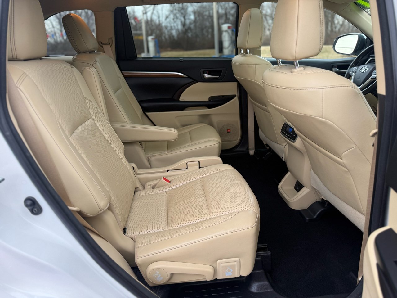 Toyota Highlander Limited AWD V6 2017