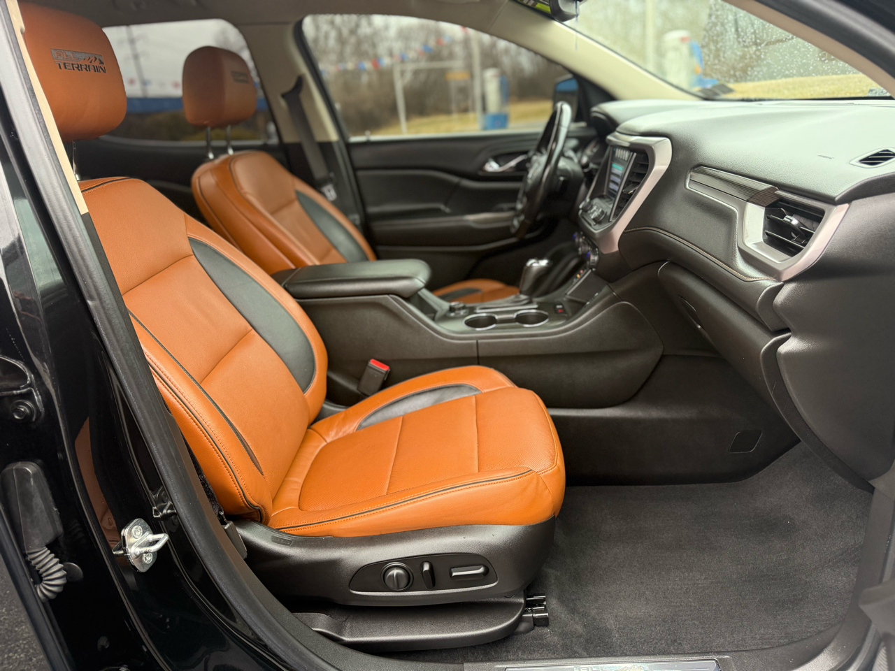 GMC Acadia All Terrain 2 AWD 2017