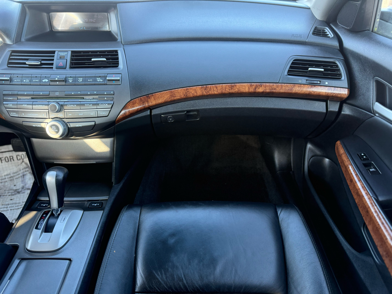 Honda Accord EX-L V-6 Sedan AT 2011