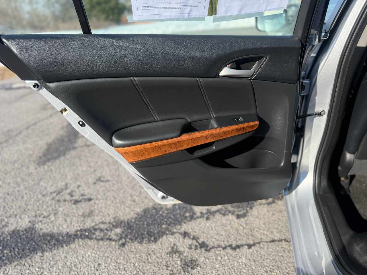 Honda Accord EX-L V-6 Sedan AT 2011